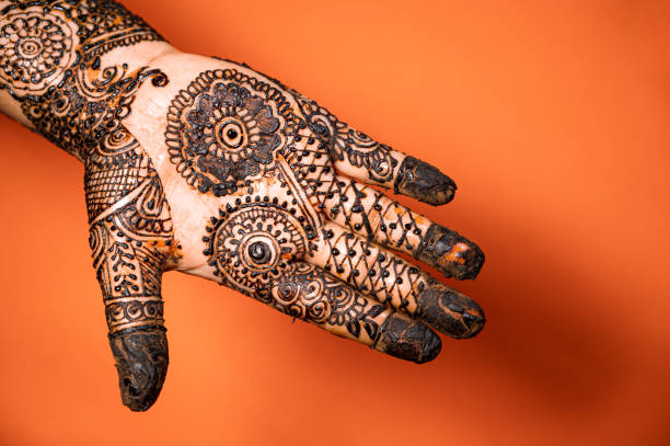 What are some disadvantages of henna on hair? - Quora